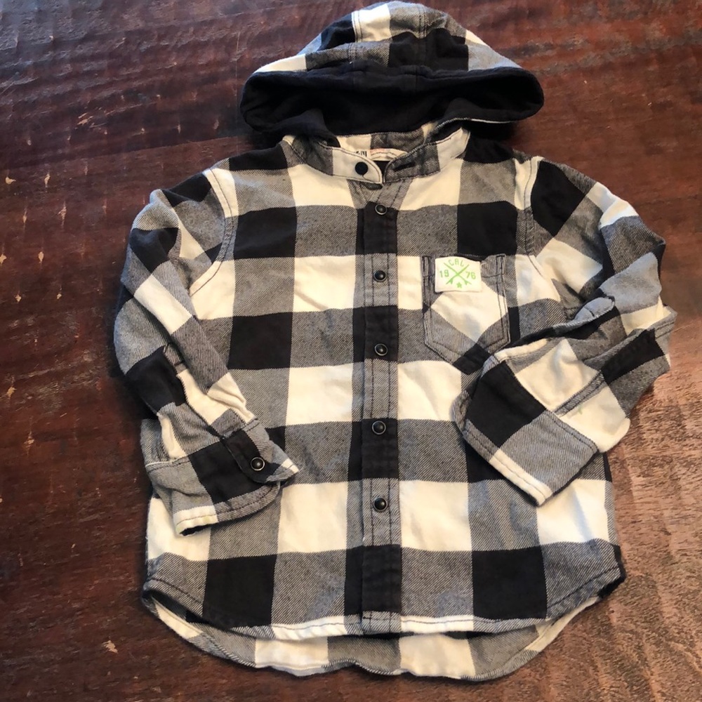 Toddle boys H&M hooded flannel size 2-3Y